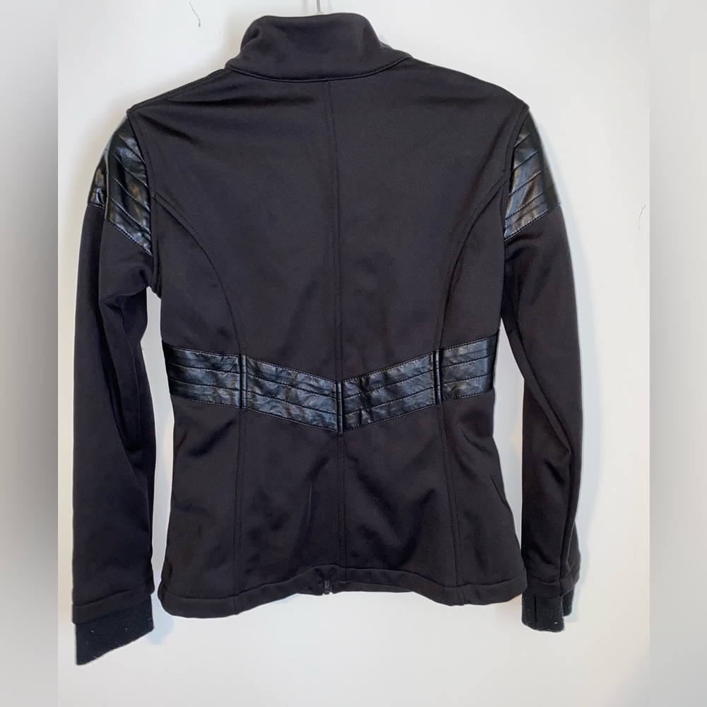 Fabletics jacket - Picture 2 of 5